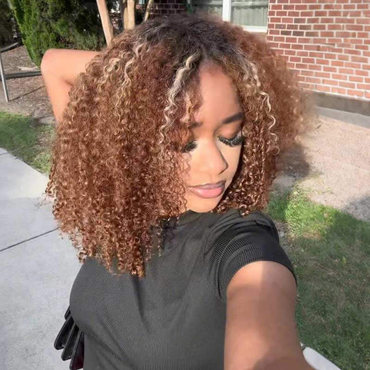 Pelucas con parte en V de encaje invisible Kinky Curly QVR con reflejos #1B/33/30/613, sin dejar cabello natural